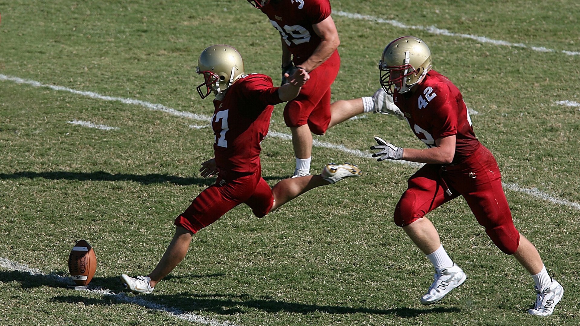 AYX体育-“德甲争冠集团火力全开，胜负悬念升高”，中甲争冠组规则